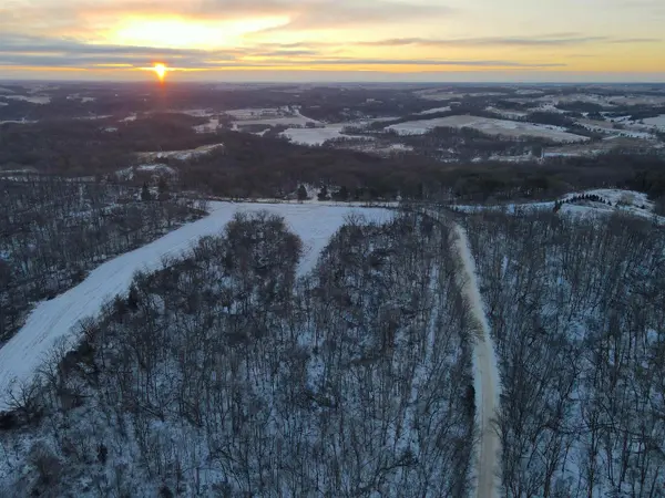 000 Messmer Road, Savanna, IL 61074