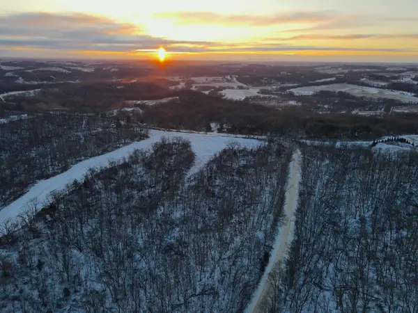 000 Messmer Road, Savanna, IL 61074