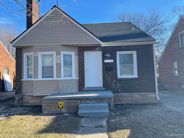 19586 Strasburg ST, Detroit, MI 48205