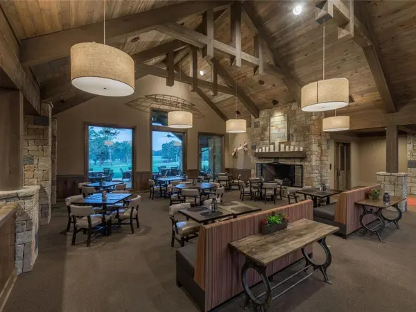 173 Sailfish Point Drive, Gordonville, TX 76245