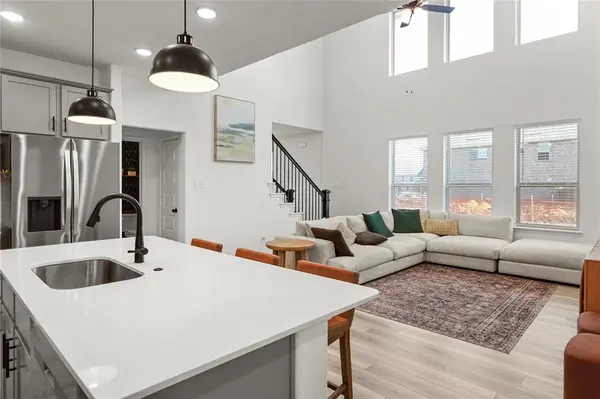 1625 Edgeway Drive, Aubrey, TX 76227