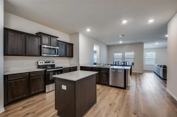 812 Primrose Lane, Pilot Point, TX 76258