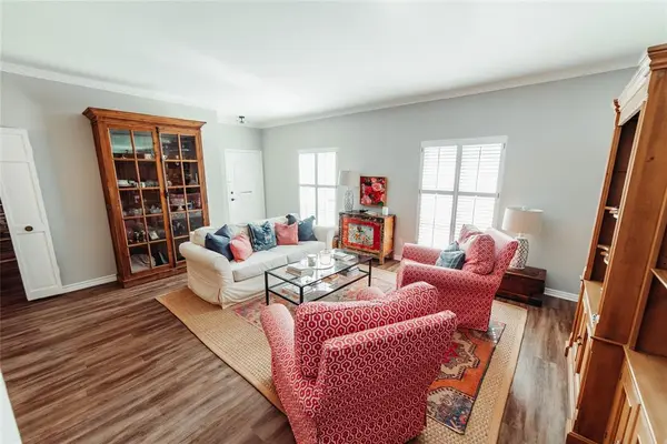 4320 Bellaire Drive S #130W, Fort Worth, TX 76109