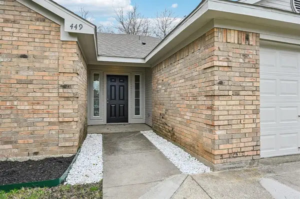 449 Cambridge Drive, Saginaw, TX 76179