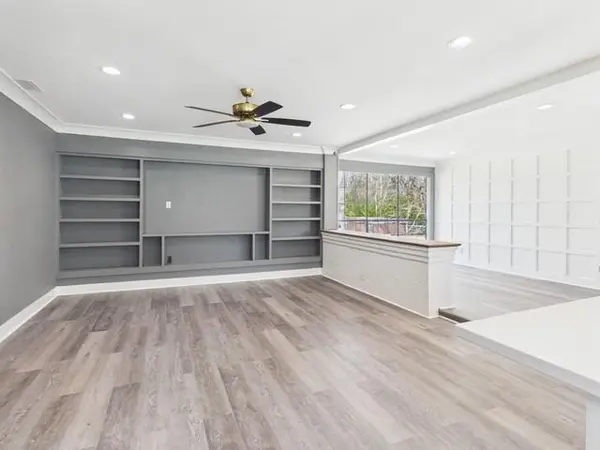 1010 Bel Air Drive, Athens, TX 75751