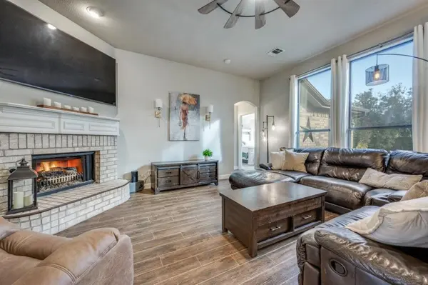 100 Barkley Drive, Hickory Creek, TX 75065