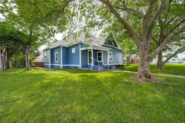 623 N Walnut Street, Sherman, TX 75090