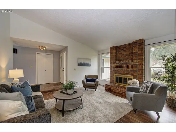 1015 NW 123RD CIR, Vancouver, WA 98685