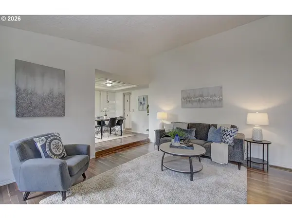 1015 NW 123RD CIR, Vancouver, WA 98685