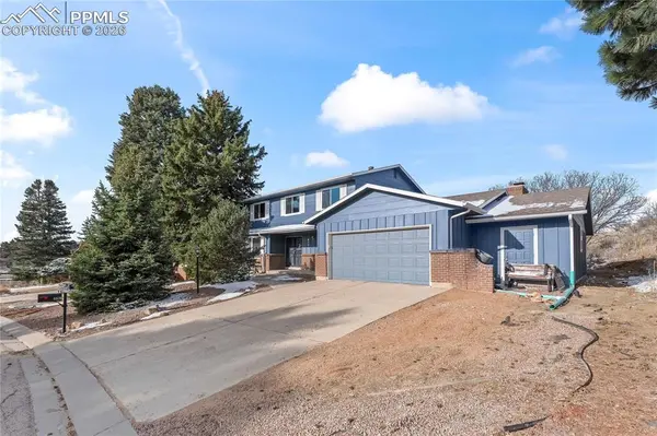 6820 Dauntless CT, Colorado Springs, CO 80919