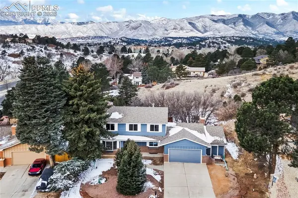 6820 Dauntless CT, Colorado Springs, CO 80919