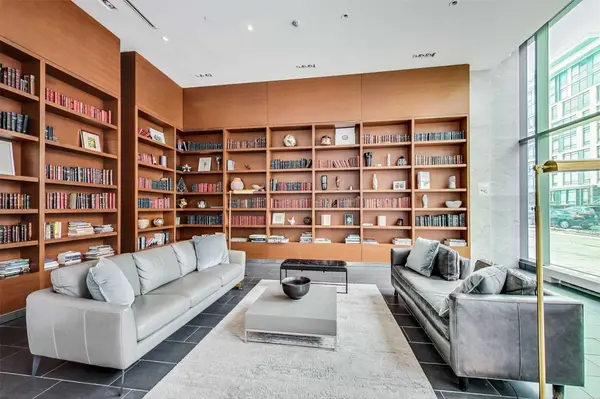 170 Fort York BLVD #1911, Toronto C01, ON M5V 0E6