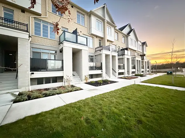 1655 Palmers Sawmill RD #120,  Pickering,  ON L1X 0R3