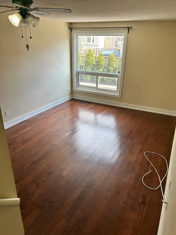 1666 Queen ST E #2, Toronto E02, ON M4L 1G3