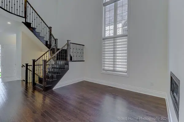 9 Greywacke ST, Richmond Hill, ON L4E 1G7