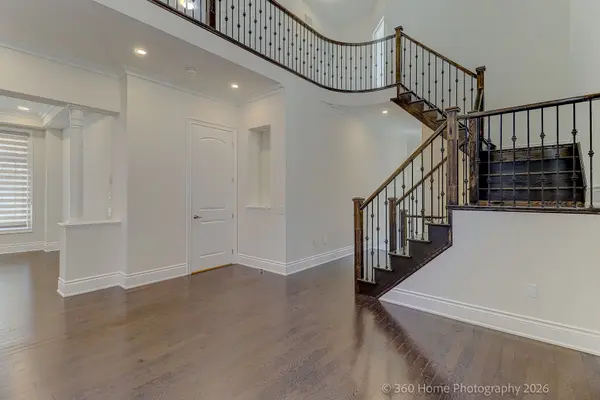 9 Greywacke ST, Richmond Hill, ON L4E 1G7