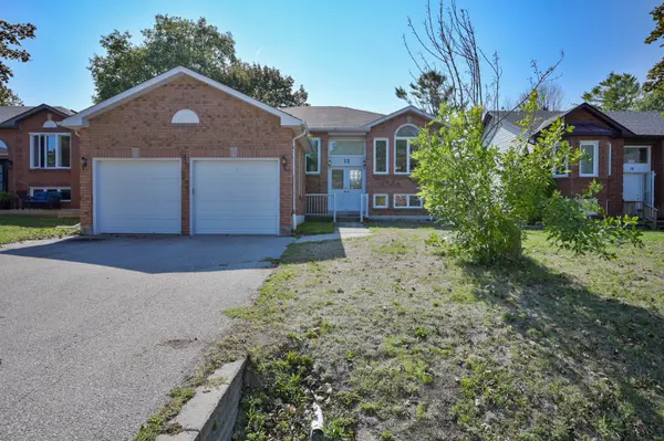12 LANGEVIN DR, Wasaga Beach, ON L9Z 1C6