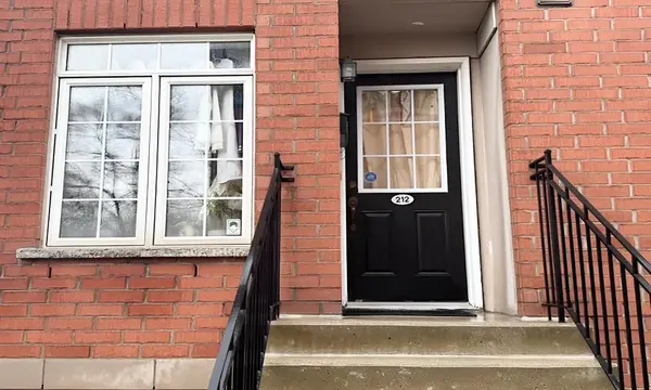 870 Jane ST #212, Toronto W03, ON M6N 4C2