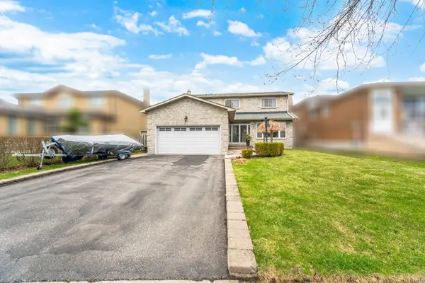 909 Lovingston CRES, Mississauga, ON L4W 3S6