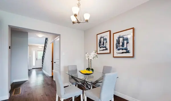 24 Lawson ST, East Luther Grand Valley, ON L9W 5S5