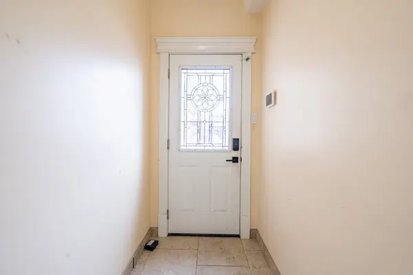 96 Charlotte AVE #BMST, Hamilton, ON L8K 4V2