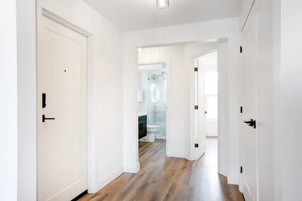 77 CARTWRIGHT ST #2, London East, ON N6B 2W6