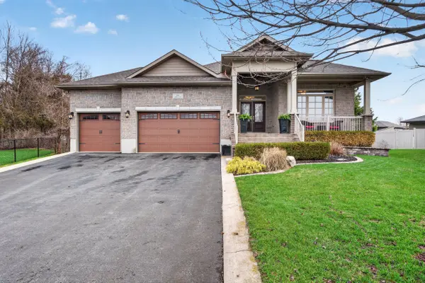 24 ADMIRAL'S CT, Loyalist, ON K0H 1G0