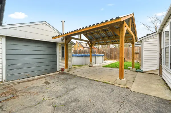 66 East 32nd ST, Hamilton, ON L8V 3R9