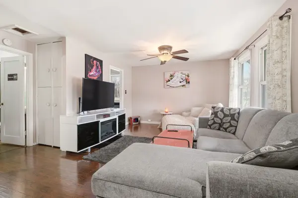 66 East 32nd ST, Hamilton, ON L8V 3R9