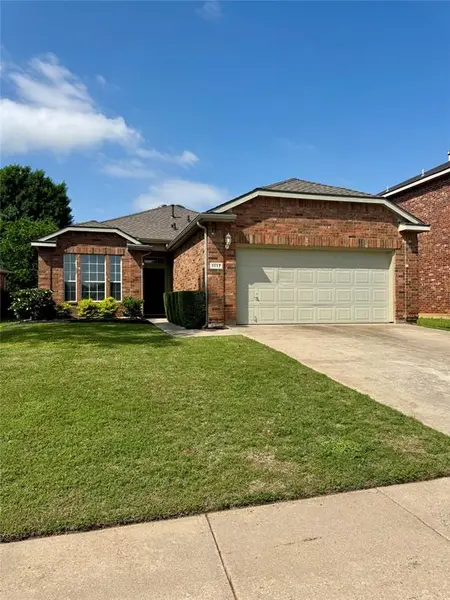 1117 Pine Ridge Road, Roanoke, TX 76262