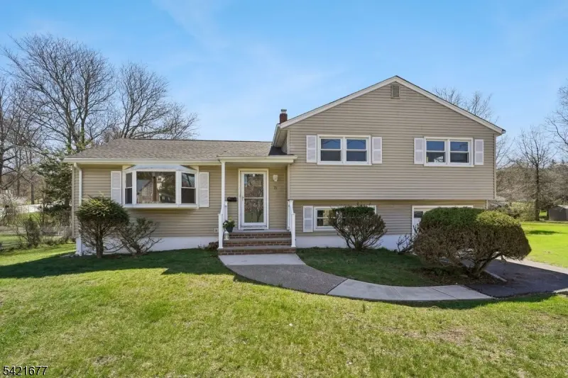 71 Ridge Rd, Cedar Grove Twp., NJ 07009