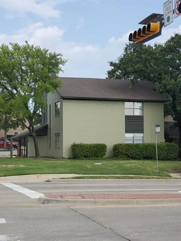 700 Londonderry Lane #200, Denton, TX 76205