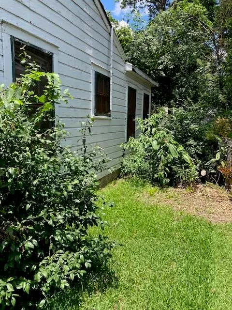 253 Graham Avenue, Bonham, TX 75418