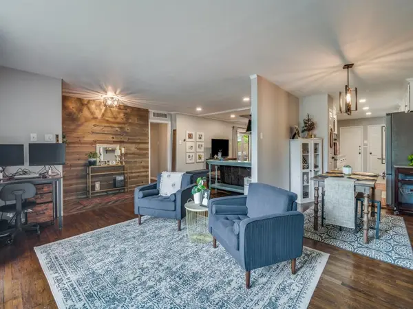 2505 Fenestra Drive, Dallas, TX 75228