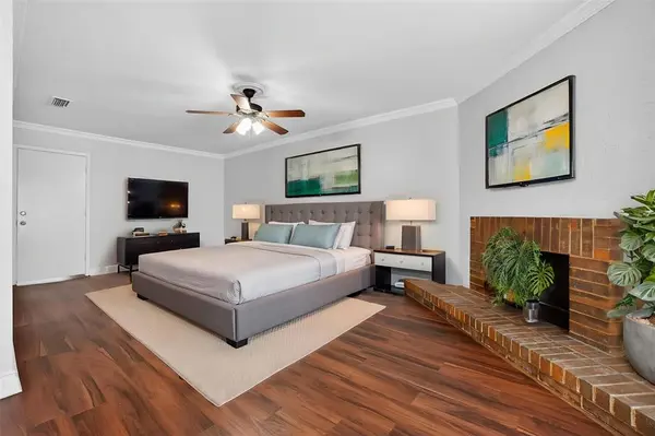 3136 Pin Oak Court, Farmers Branch, TX 75234