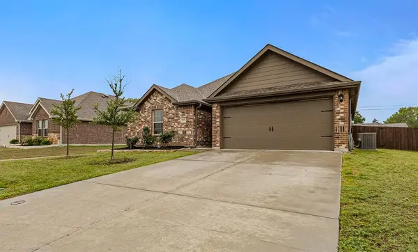 1818 Pecan Valley Drive, Kaufman, TX 75142