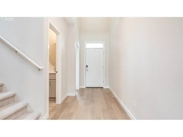 9394 SE Crystal Rose ST, Happy Valley, OR 97086