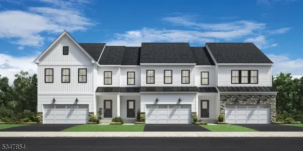 2 Blackmoor Ln, Randolph Twp., NJ 07869