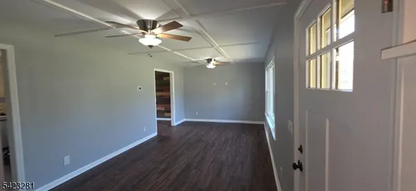 16 Abrams Rd, Holland Twp., NJ 08848