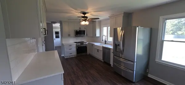 16 Abrams Rd, Holland Twp., NJ 08848