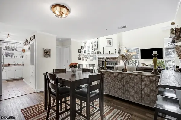 5 Center Ave #8, Morris Twp., NJ 07960