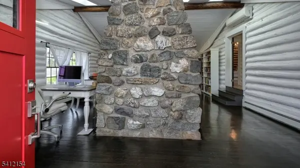 99 Beech Ter, Wayne Twp., NJ 07470