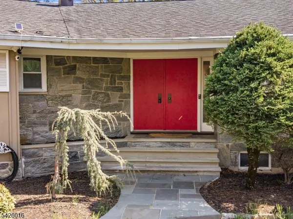 20 Copper Hill Rd, Bridgewater Twp., NJ 08807