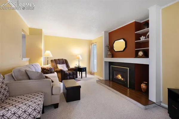 5082 Masheena LN, Colorado Springs, CO 80917