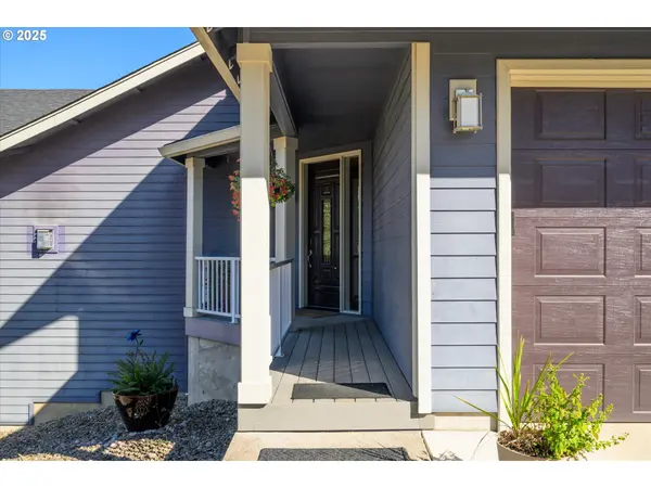 27067 PICKENS RD, Eugene, OR 97402