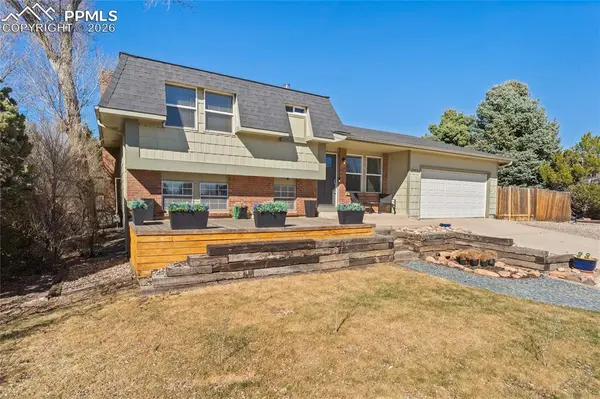 2012 E Flintlock TER, Colorado Springs, CO 80920