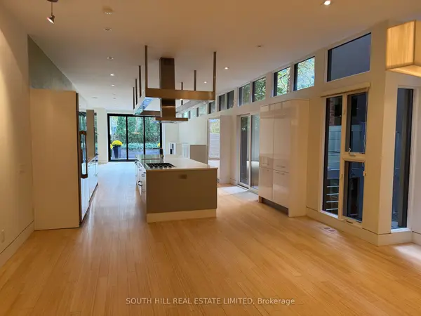 21 Lowther AVE, Toronto C02, ON M5R 1C5