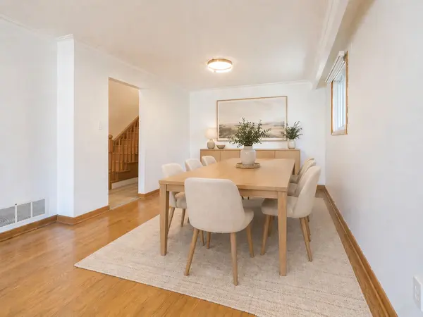 15 Riant ST #Main, Toronto E08, ON M1M 3S8