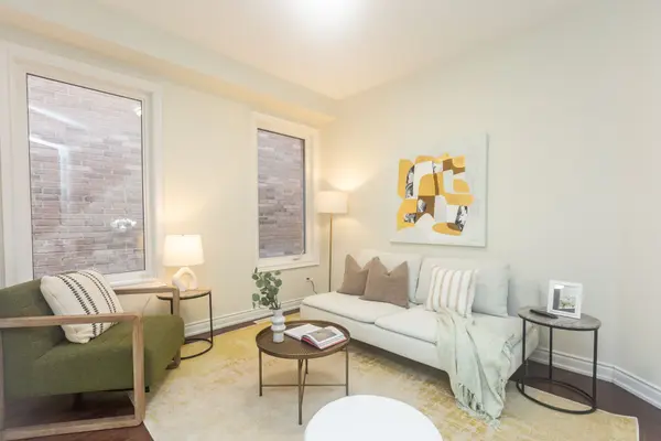 31 Bernbridge RD E, Markham, ON L6B 0S3