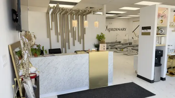 16925 Yonge ST #22, Newmarket, ON L3Y 5Y1